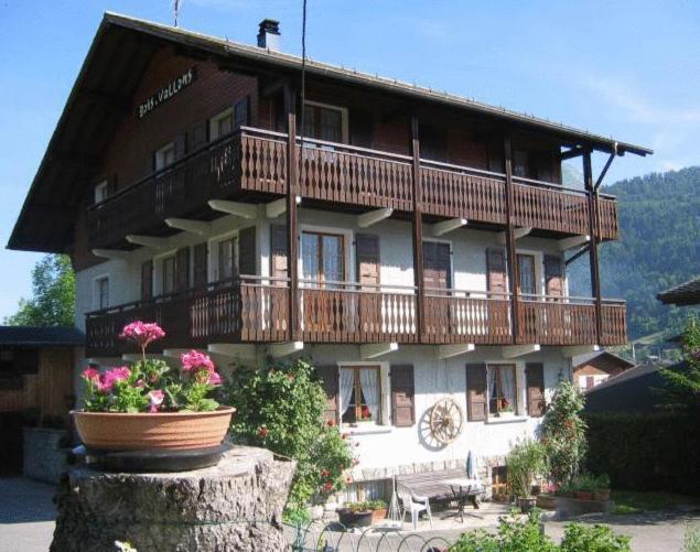 Chalet Bois Vallons Chambres D'Hotes Morzine Exterior photo